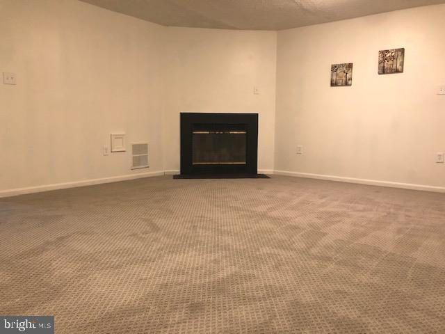 ROYAL PLAZA - Residential