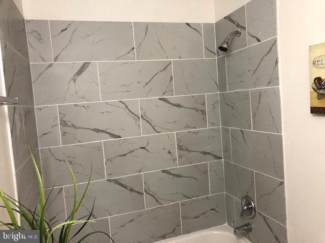 ROYAL PLAZA - Residential