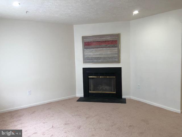 ROYAL PLAZA - Residential