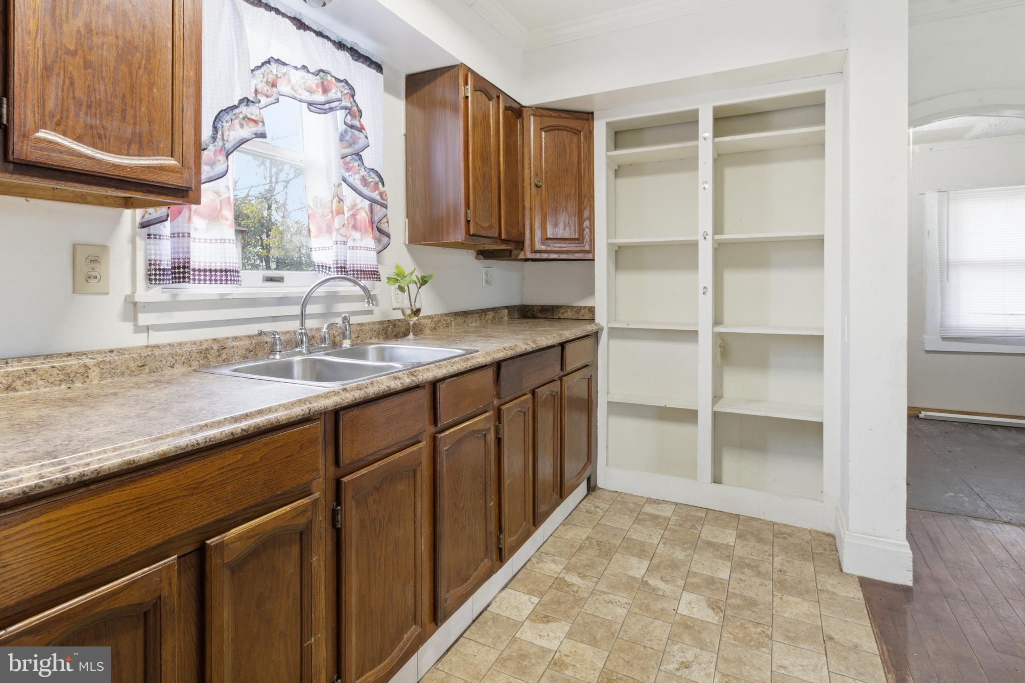 BROENING MANOR - Residential