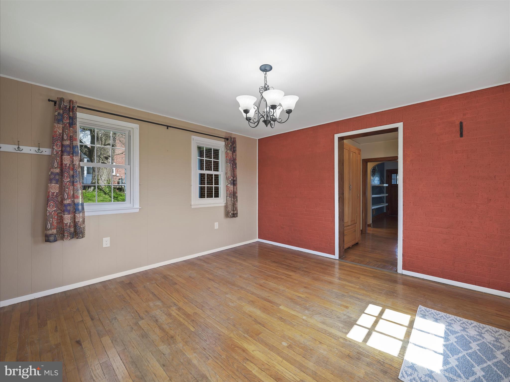 716 JEFFERSON PIKE