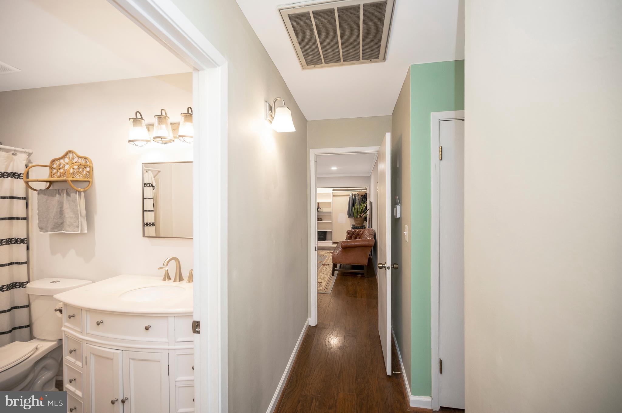 LAKE OF THE WOODS - Residential