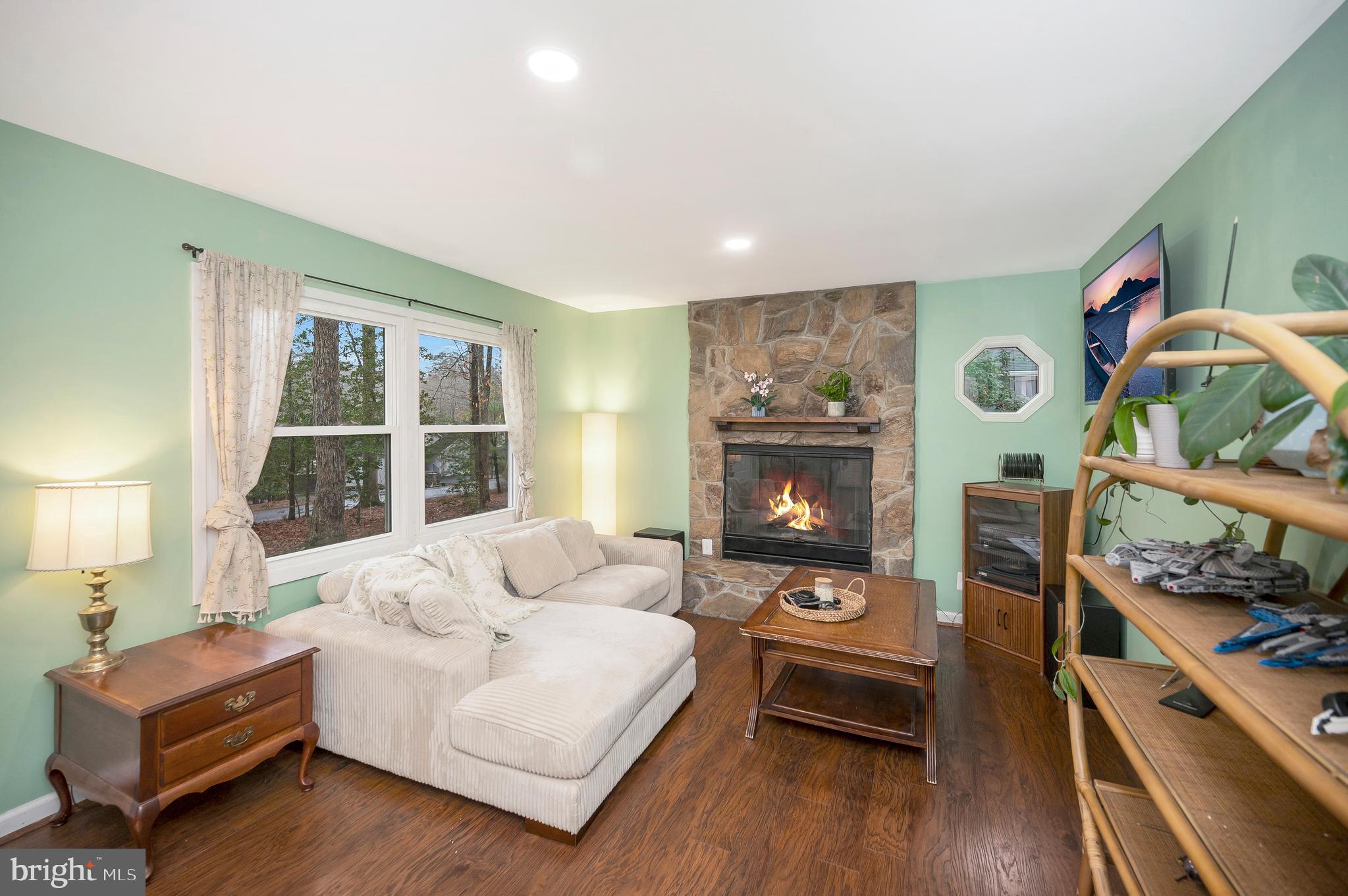 LAKE OF THE WOODS - Residential