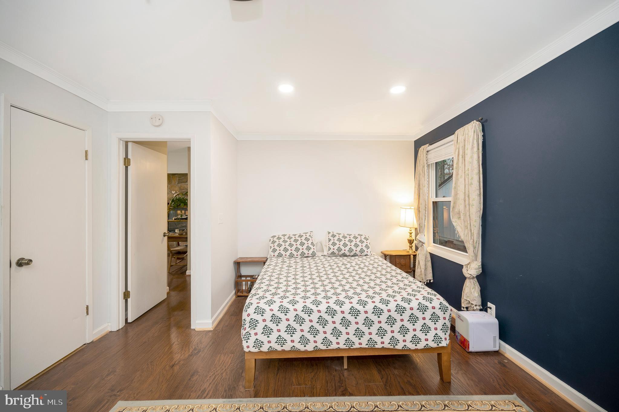 LAKE OF THE WOODS - Residential