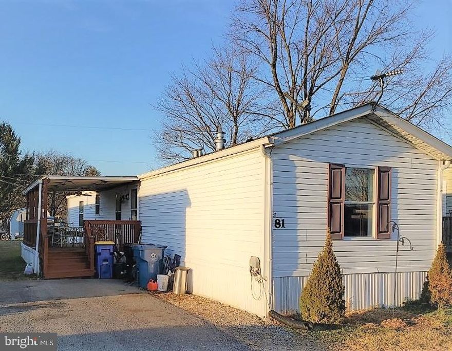 RECENTLY APPRAISED FOR $59,900 WHICH IS ABOVE SALES PRICE  if you are getting financing for the purchase this is good to know.  MOVE IN LESS THAN 10 DAYS. - QUICK OCCUPANCY AVAILABLE. All appliances can stay in this 2001 Skyline (Silver Edition) 14x60. Ceiling fan on  covered front porch 10x26. Workbench and electric in shed (10x12 with 4 ft extension).  Propane tank is owned/conveys. New furnace in 2011 and central air unit only 2 years. New rug in LR. New linoleum in hallway. Freshly painted in LR/kitchen and hall.  Park resale inspection completed.  Park documents are posted online in the docs link.  Some furnishings can stay or go. Valley View MHP has a playground and is located across the street from Clay School Elementary. It is an all ages-family friendly park.  Pet policy-no dangerous breeds, weight limit 50 lbs, $25 monthly extra for dogs, no charge for indoor cats.  $617 Monthly lot rent includes trash. see 43 pics.