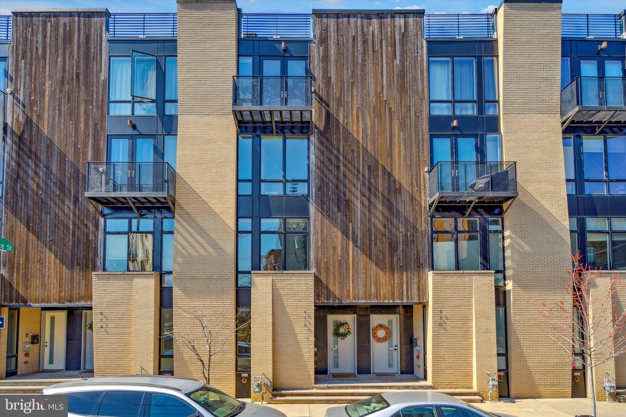 LIBERTY SQUARE - Residential