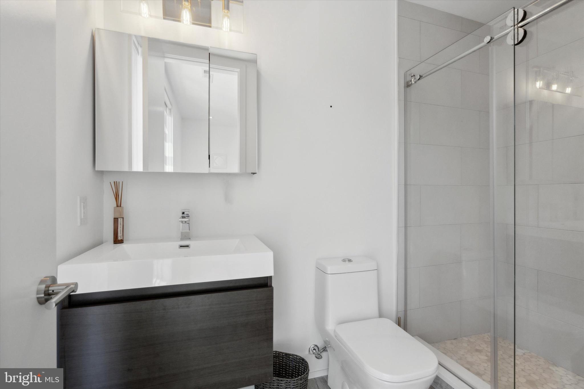 LIBERTY SQUARE - Residential