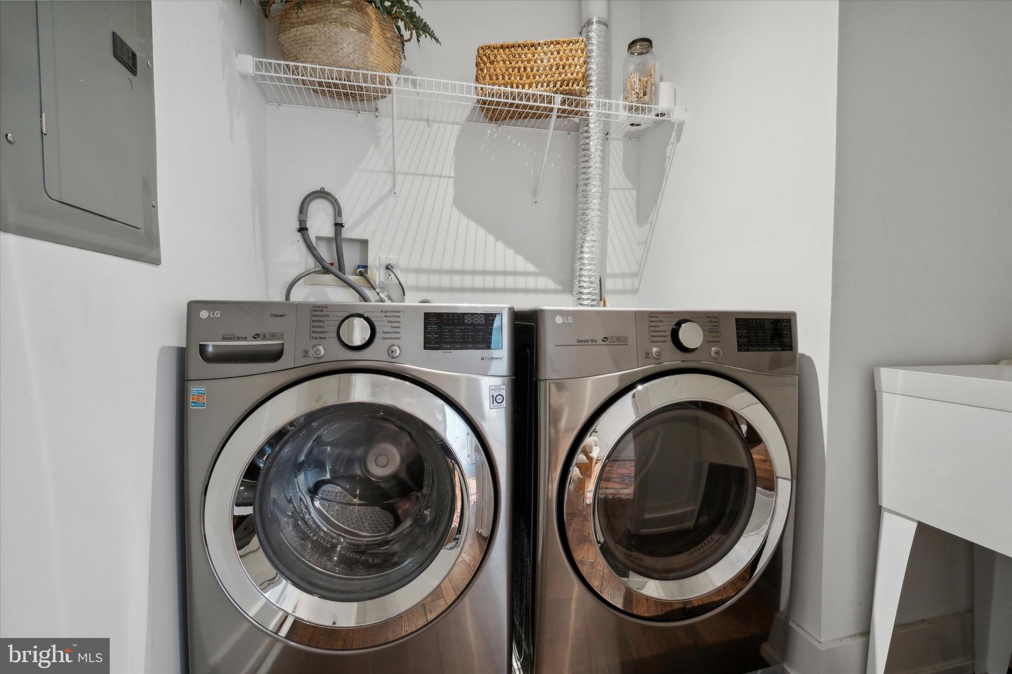 LIBERTY SQUARE - Residential