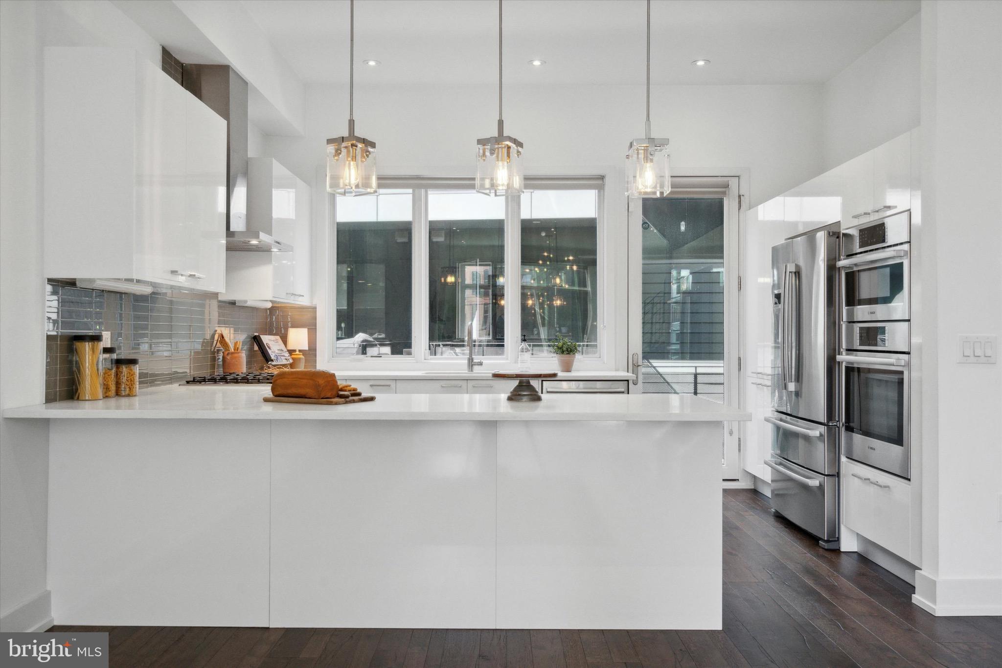 LIBERTY SQUARE - Residential