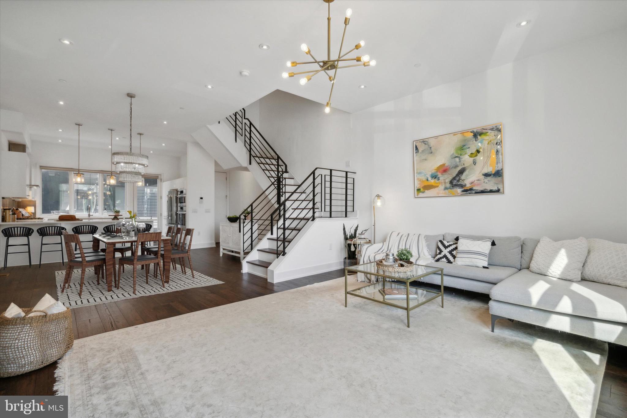 LIBERTY SQUARE - Residential