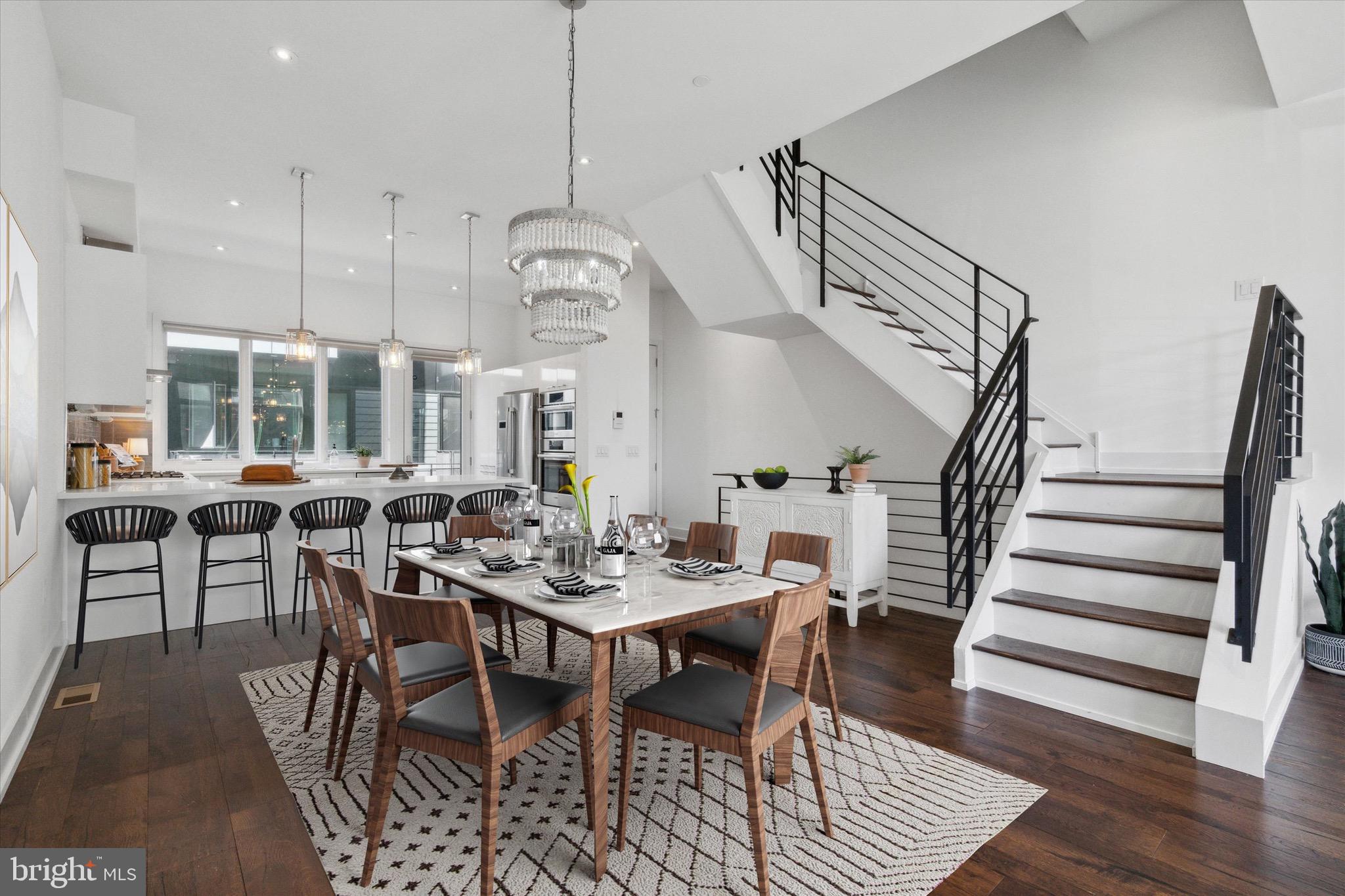 LIBERTY SQUARE - Residential