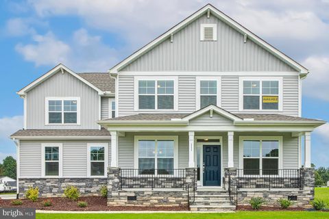 Homes For Sale - 16885 Watchman Way<br/> Hanover County, BEAVERDAM, VA 23015