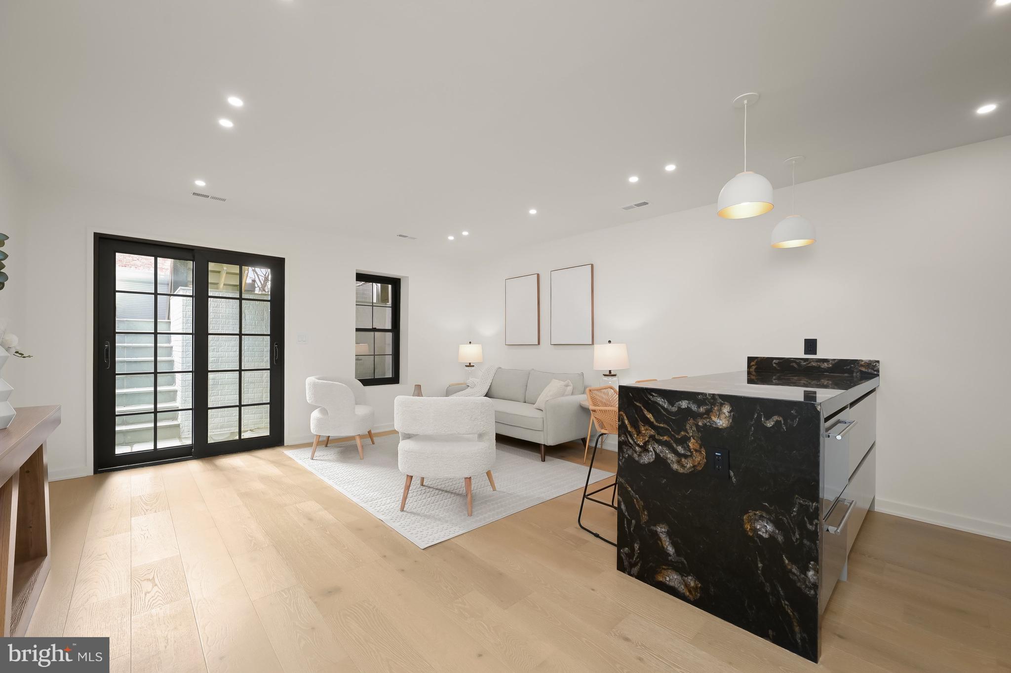 BURLEITH - Residential