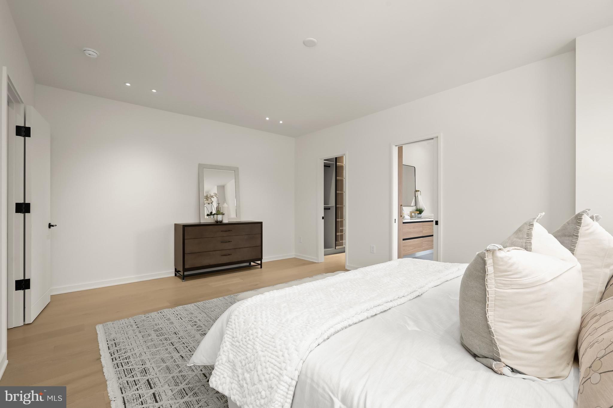 BURLEITH - Residential