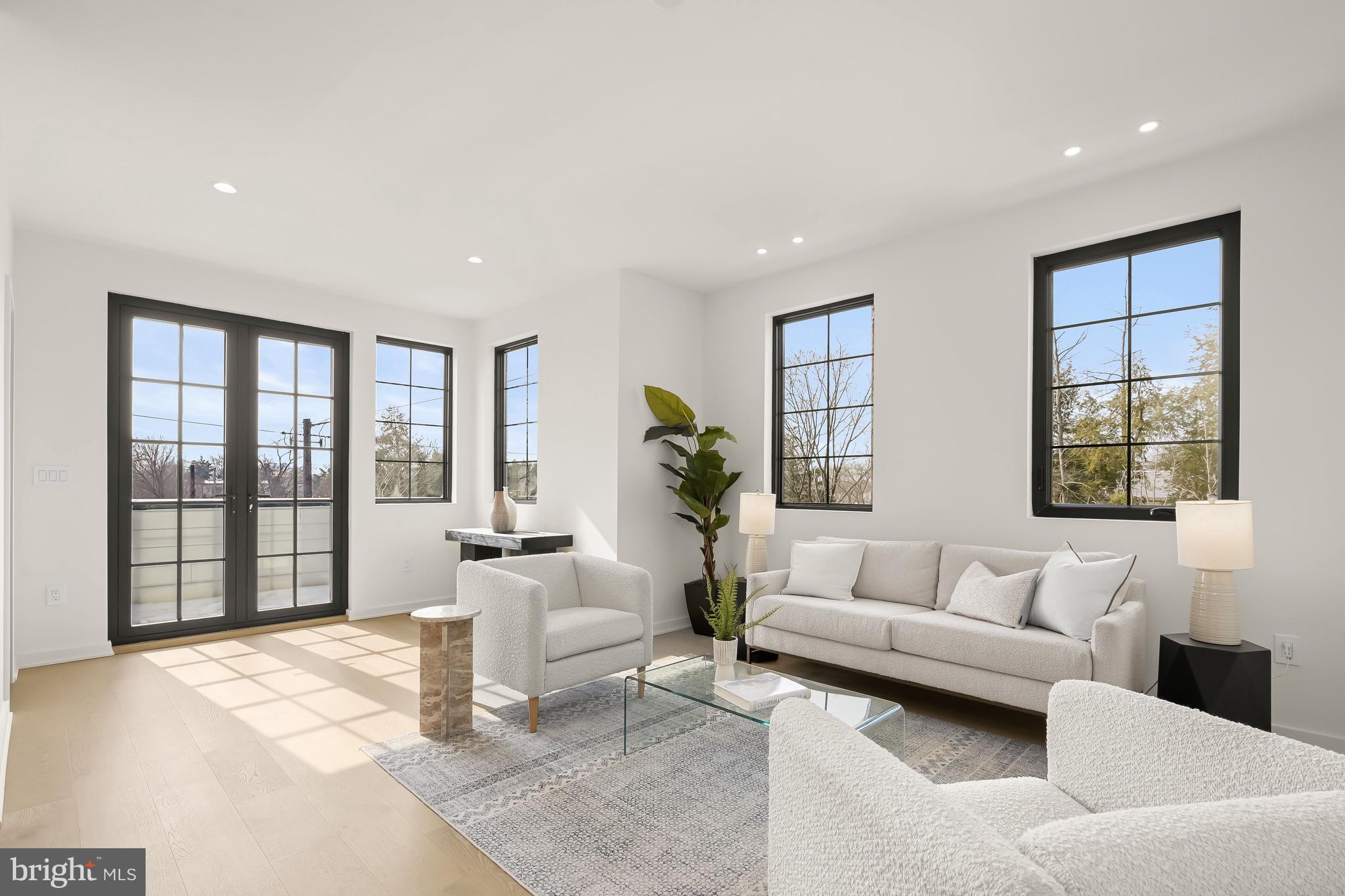 BURLEITH - Residential