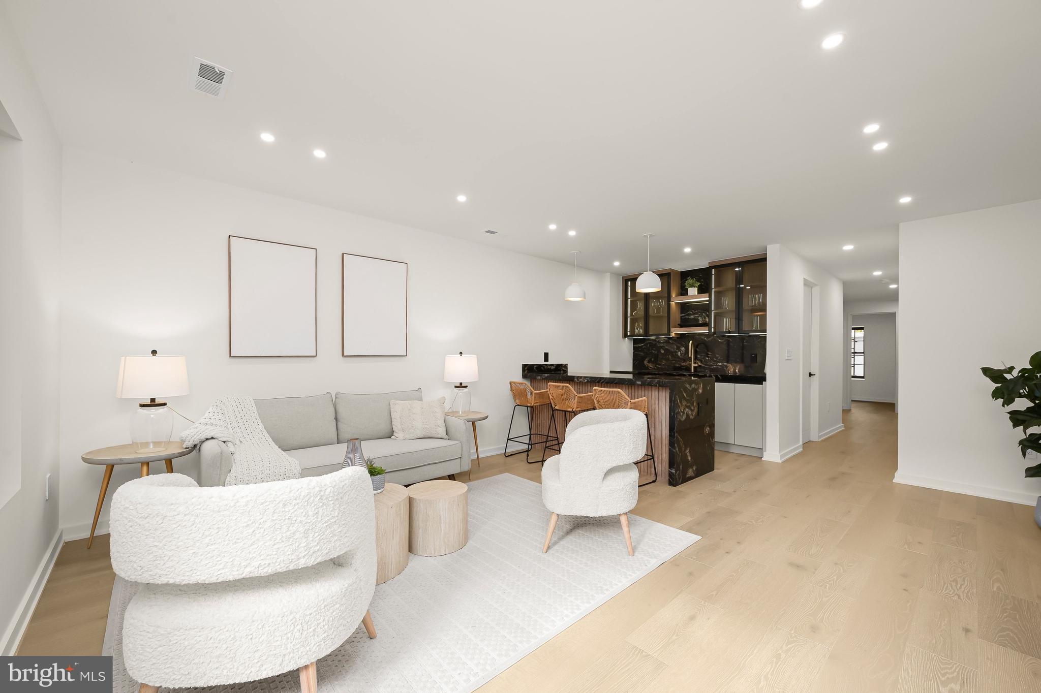 BURLEITH - Residential