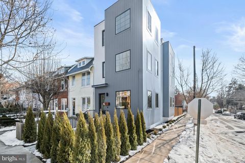 3554 T STREET NW WASHINGTON DC 20007