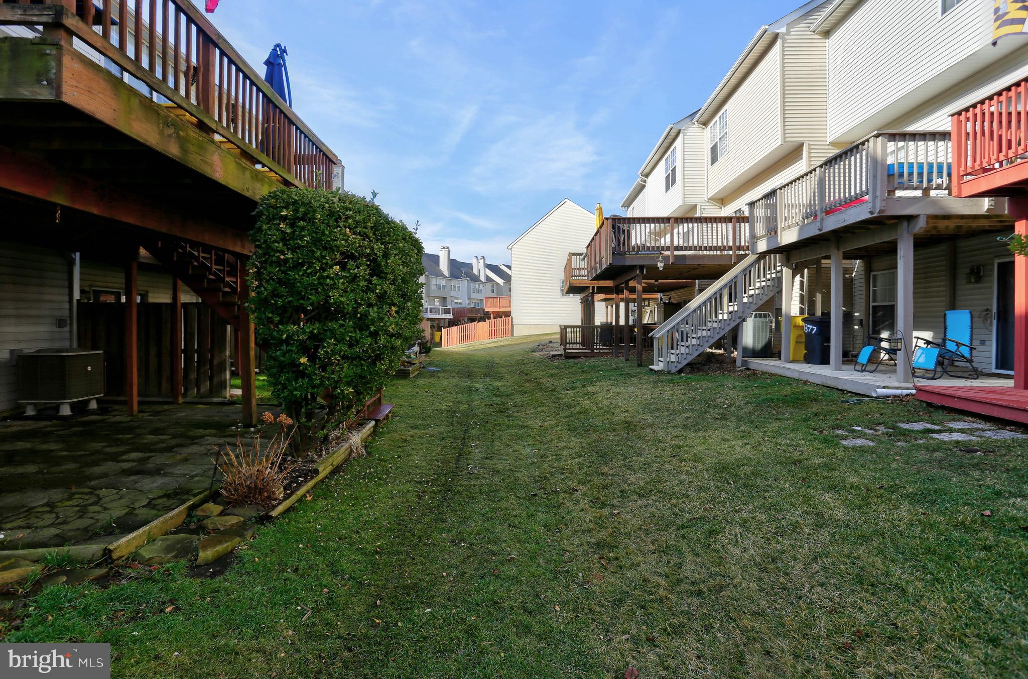 STONEY BEACH - Residential