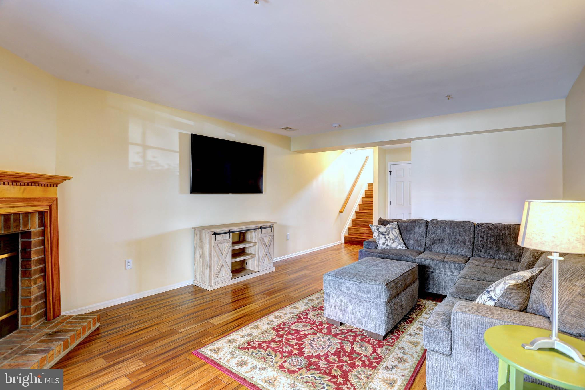 STONEY BEACH - Residential