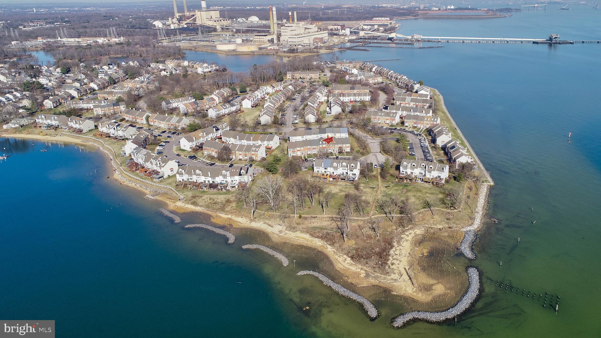 STONEY BEACH - Residential
