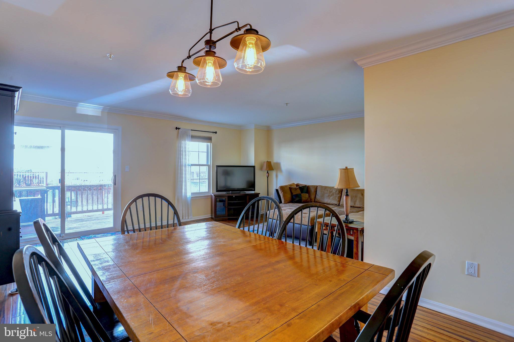 STONEY BEACH - Residential