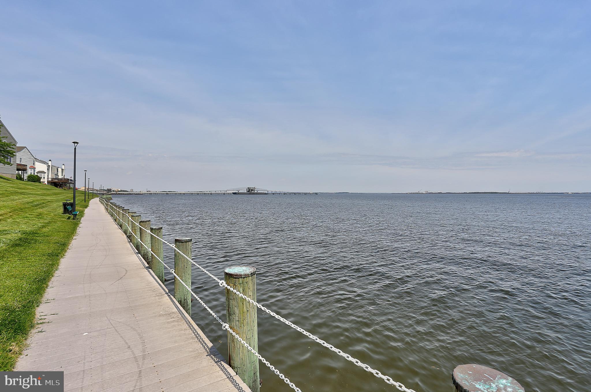 STONEY BEACH - Residential