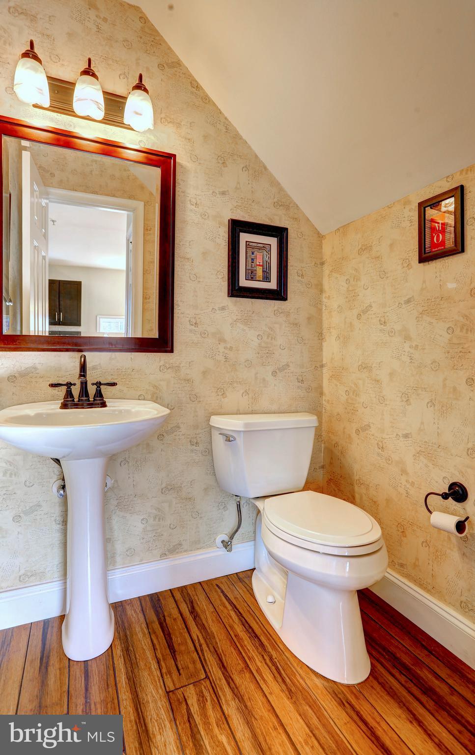 STONEY BEACH - Residential