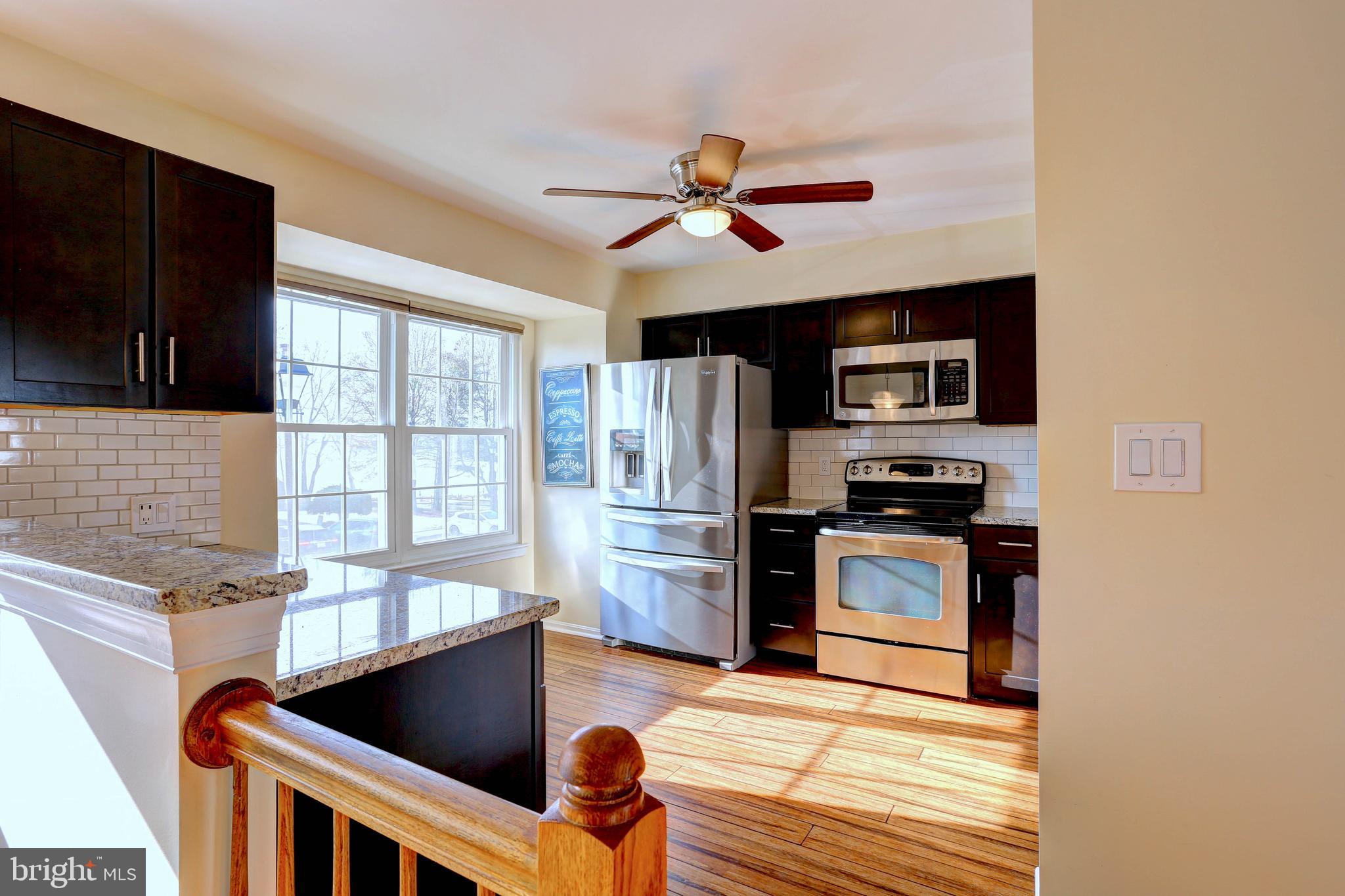 STONEY BEACH - Residential