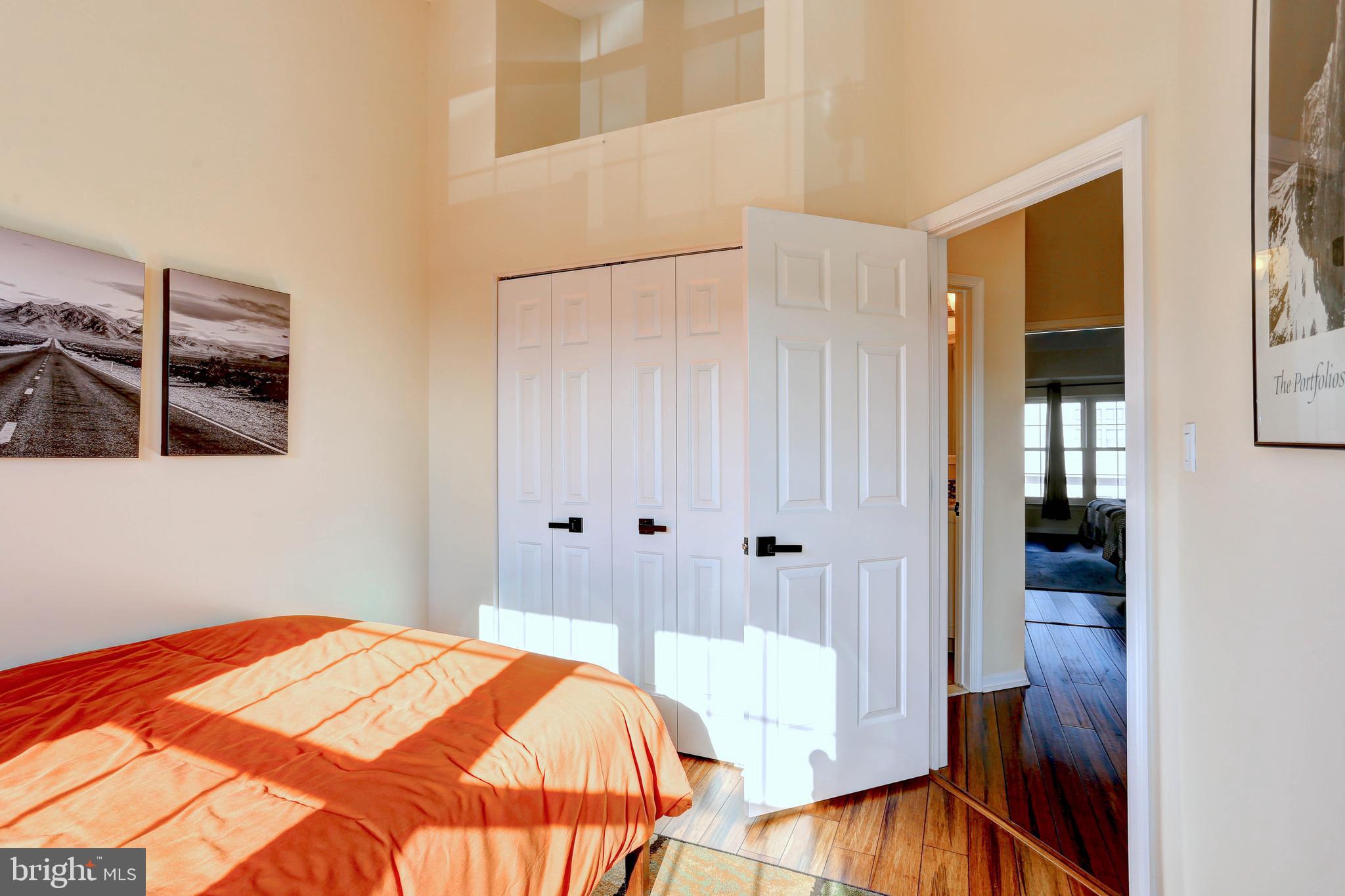 STONEY BEACH - Residential