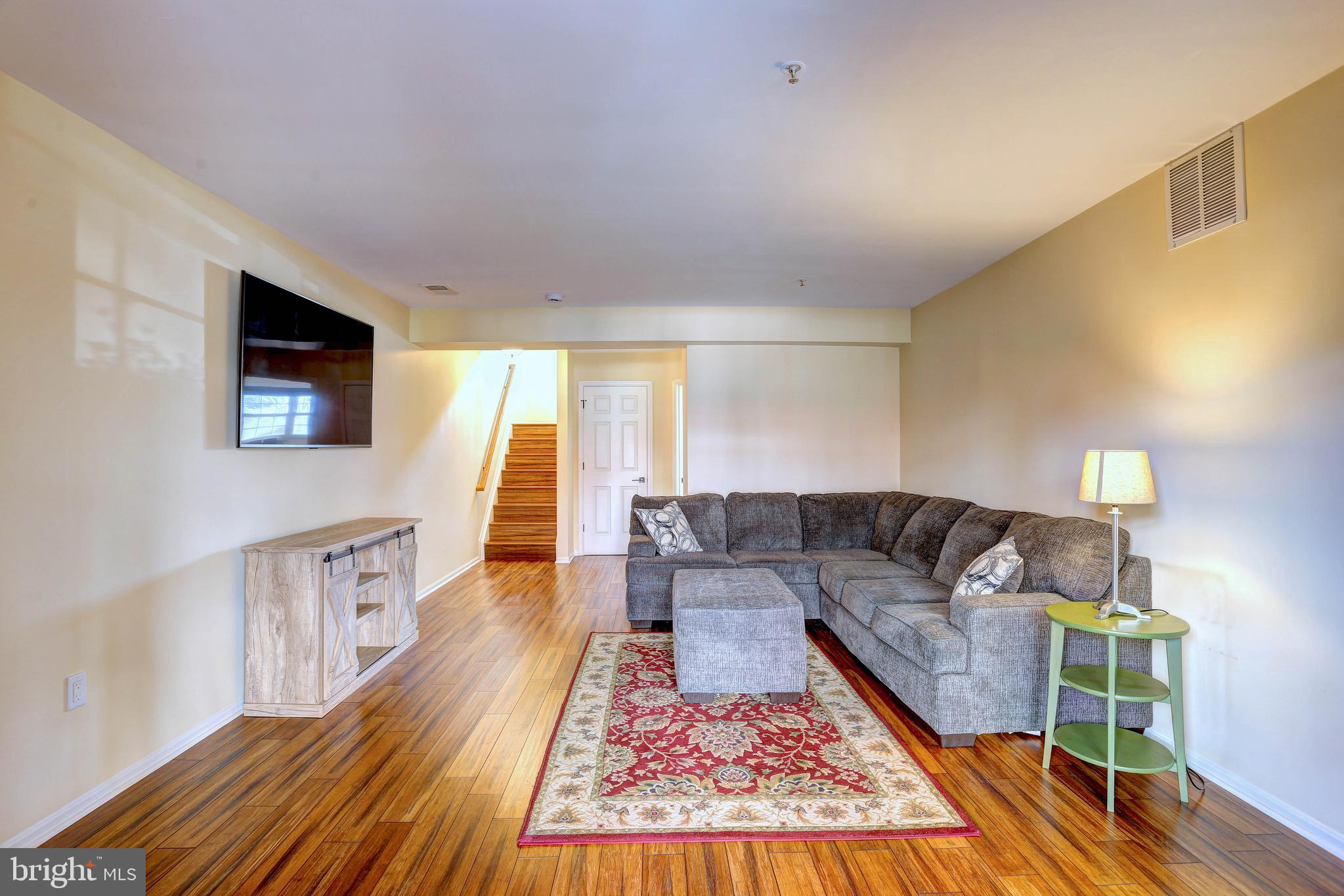 STONEY BEACH - Residential