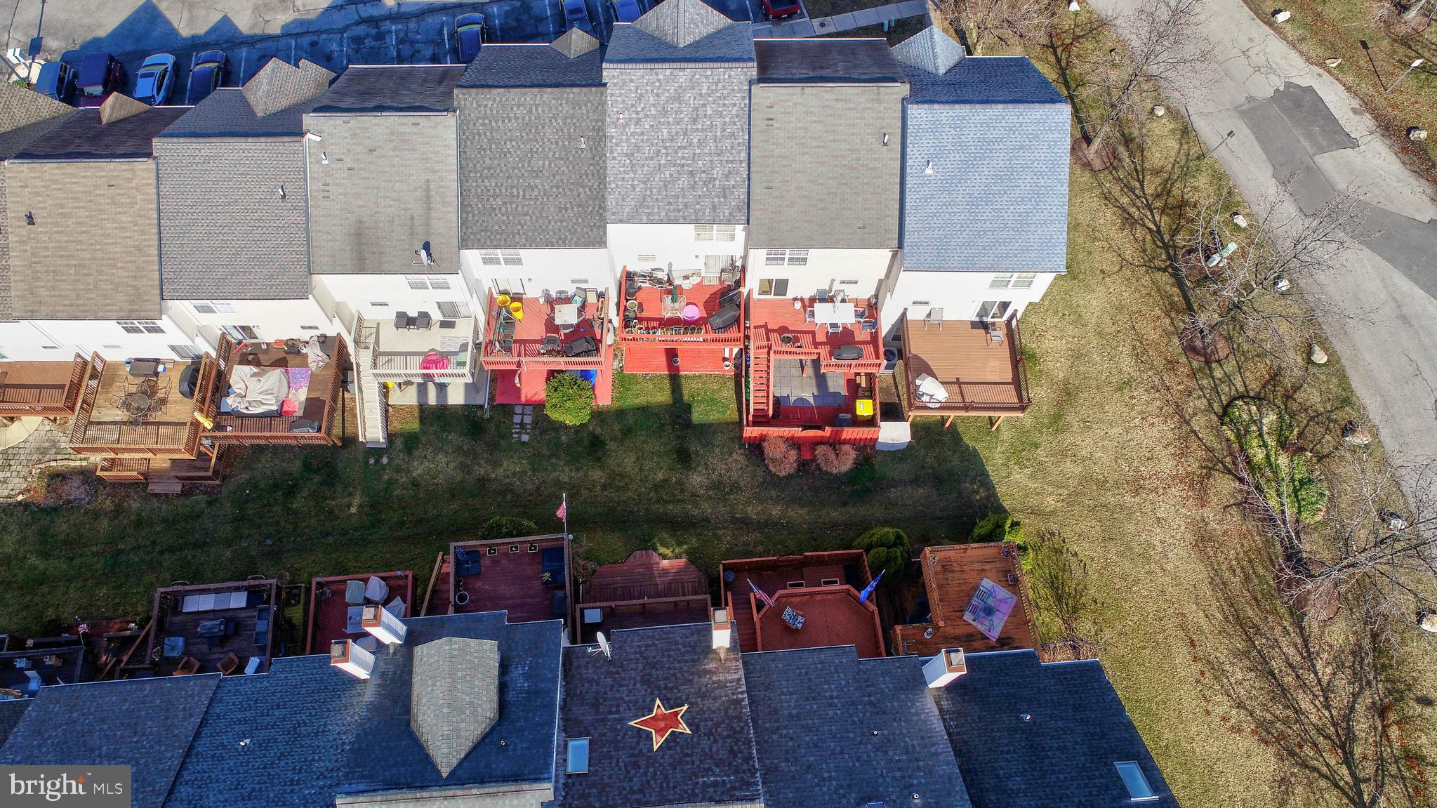 STONEY BEACH - Residential