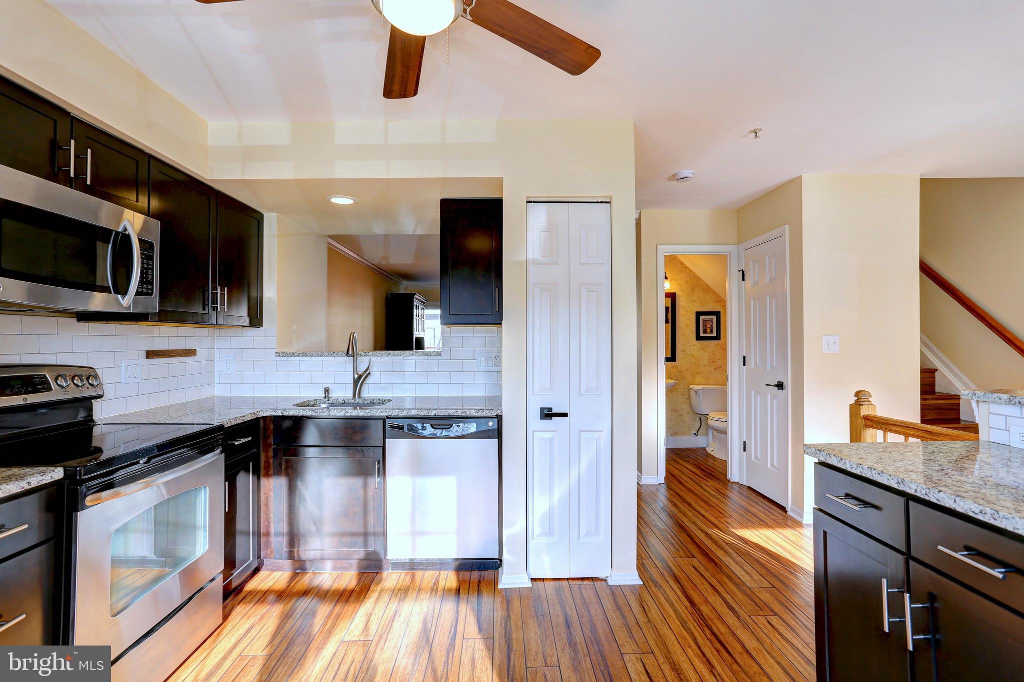 STONEY BEACH - Residential