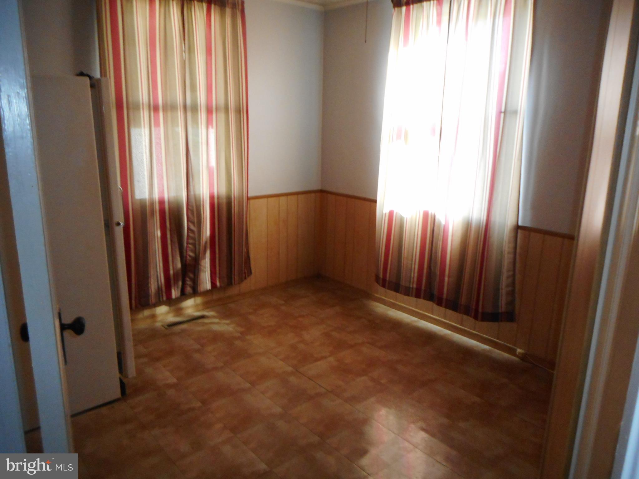 INVERNESS - Residential Lease