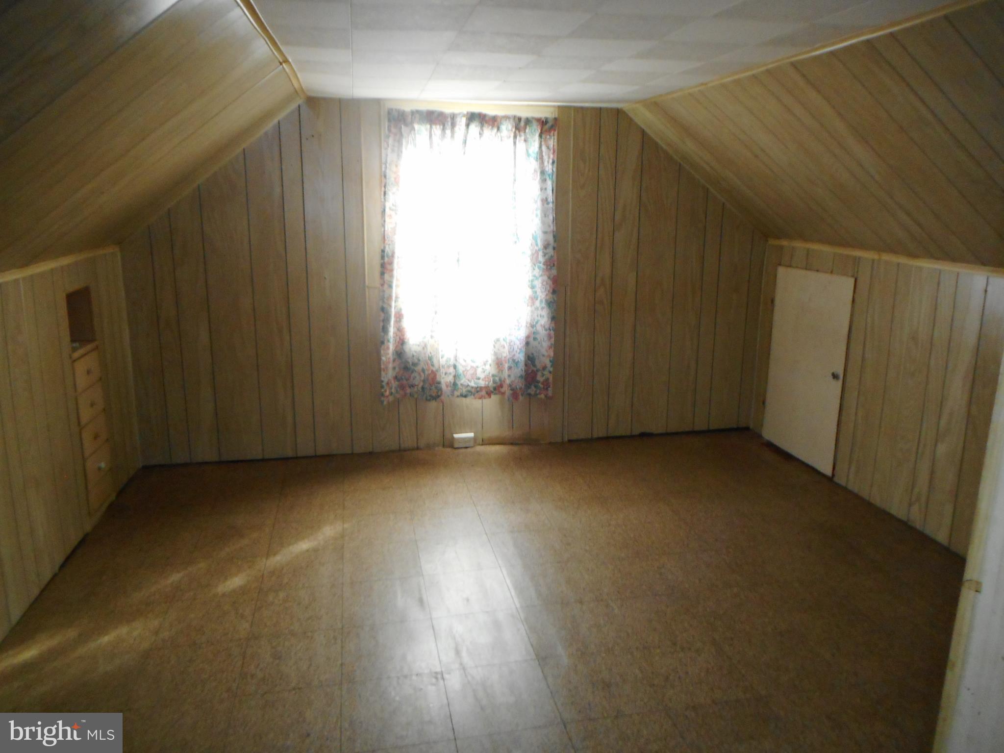 INVERNESS - Residential Lease