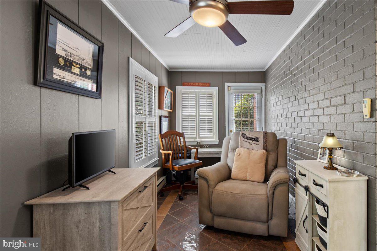 AURORA HILLS - Residential