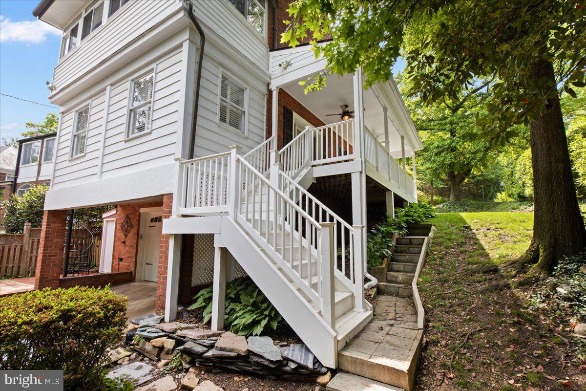 AURORA HILLS - Residential