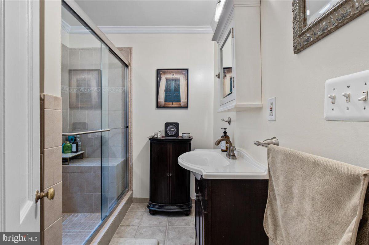 AURORA HILLS - Residential