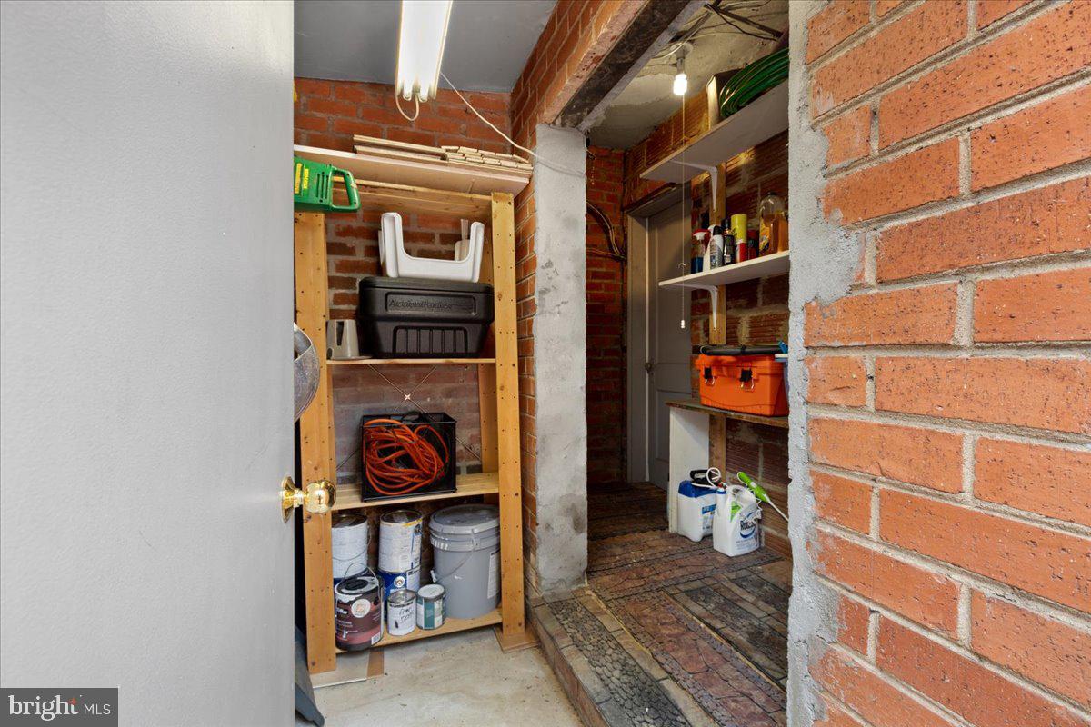 AURORA HILLS - Residential