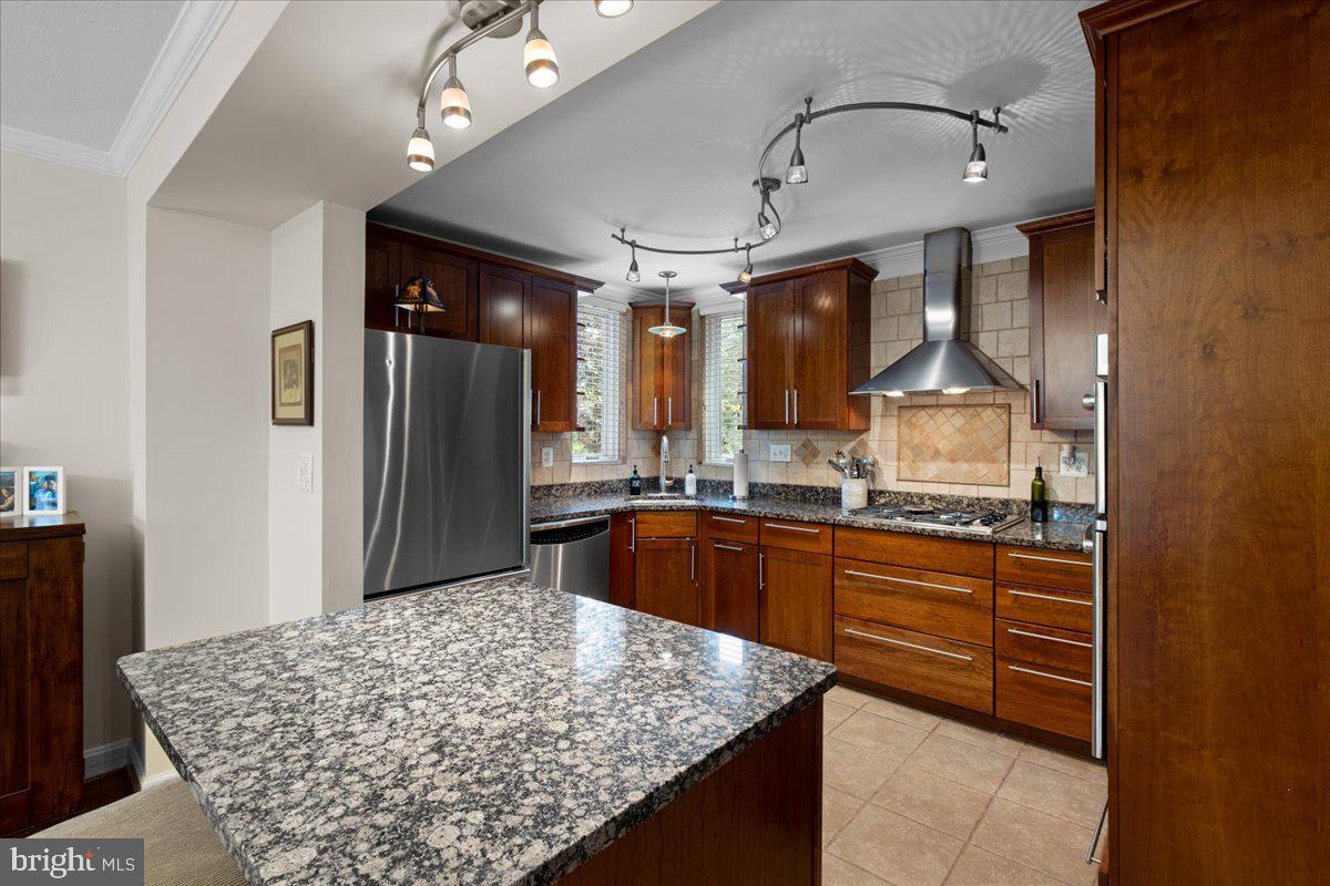 AURORA HILLS - Residential