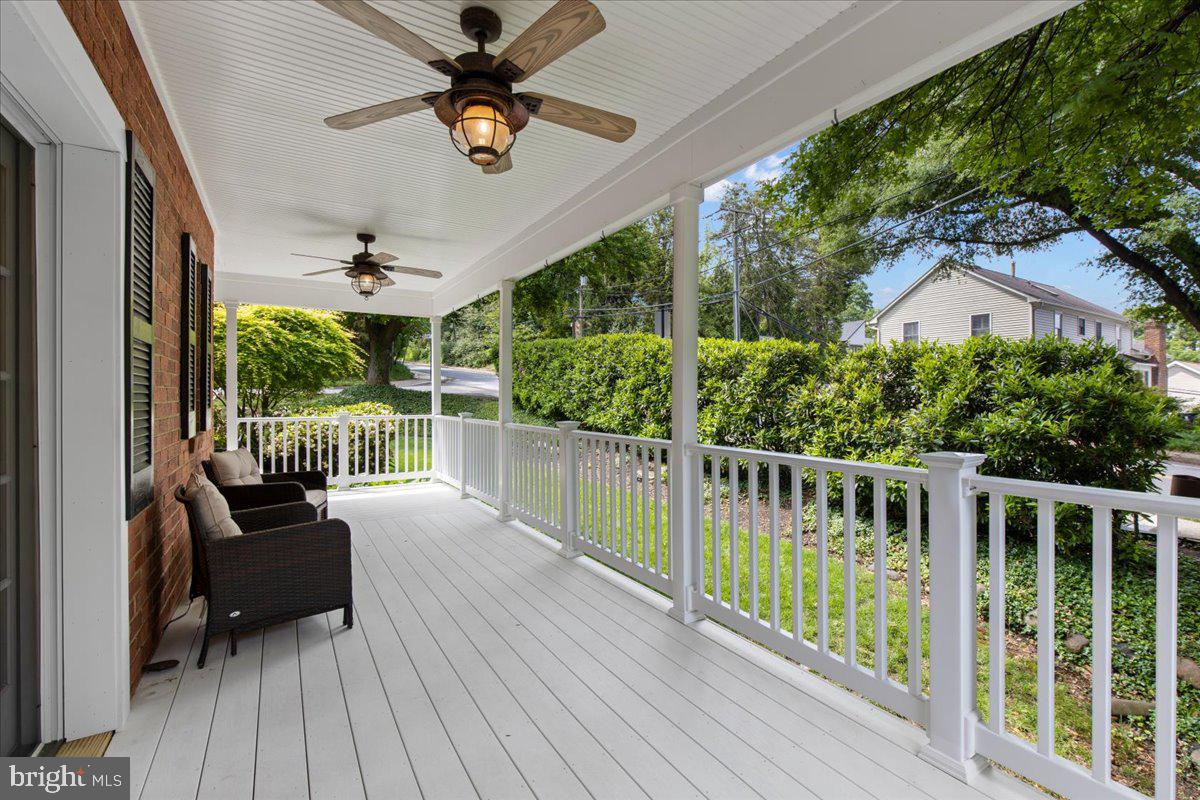 AURORA HILLS - Residential