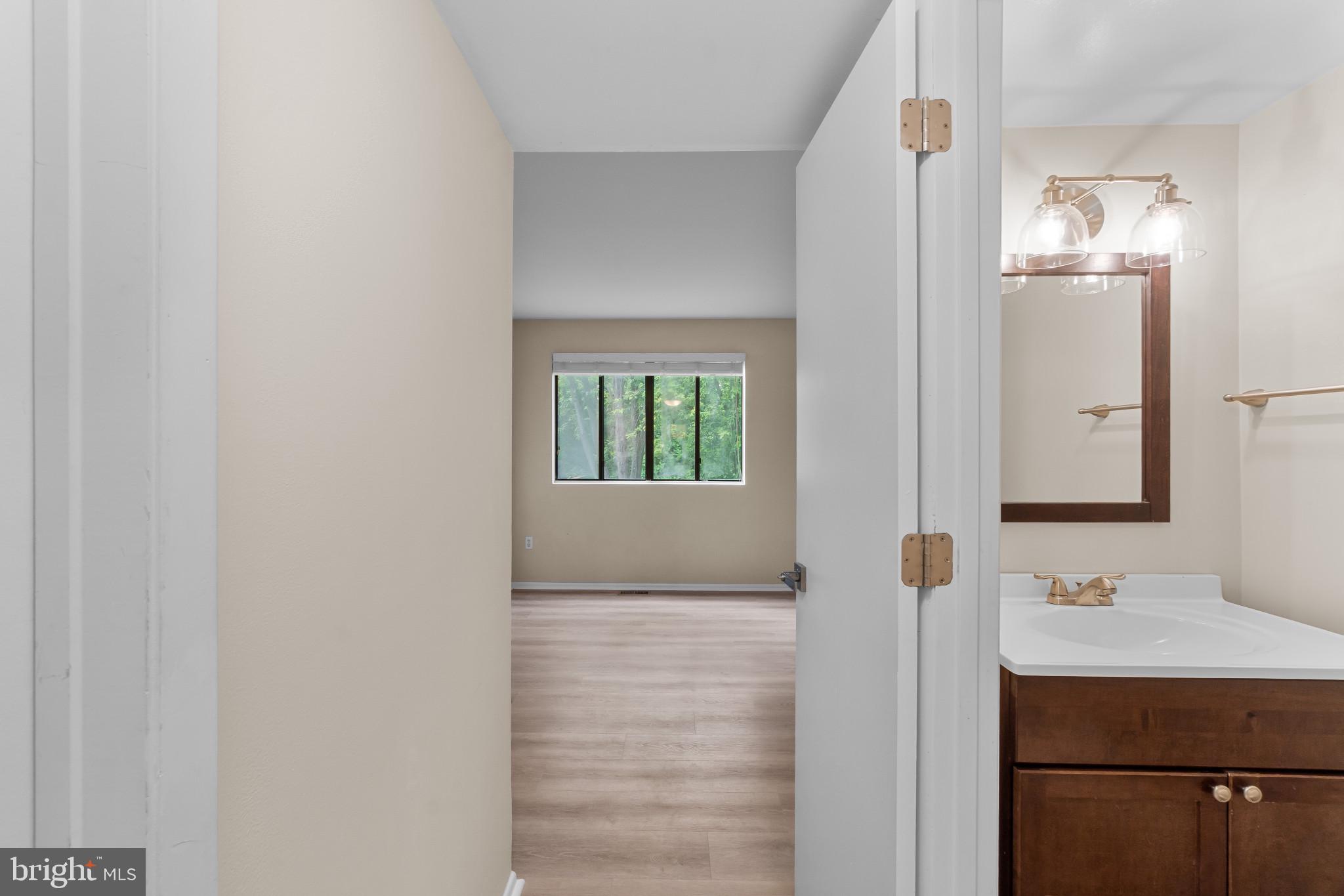 ADMIRALS WALK - Residential