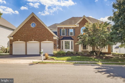 Photo of 14831 Ashby Oak Court, HAYMARKET, VA 20169 (MLS # VAPW2132260)