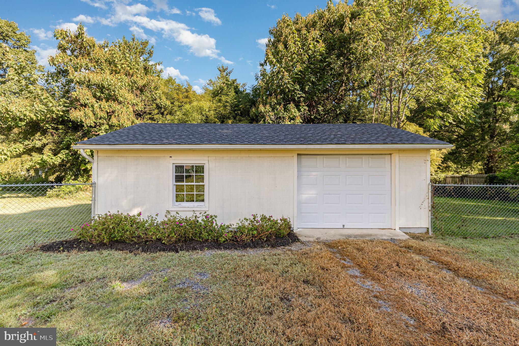 PLACID BAY ESTATES - Residential