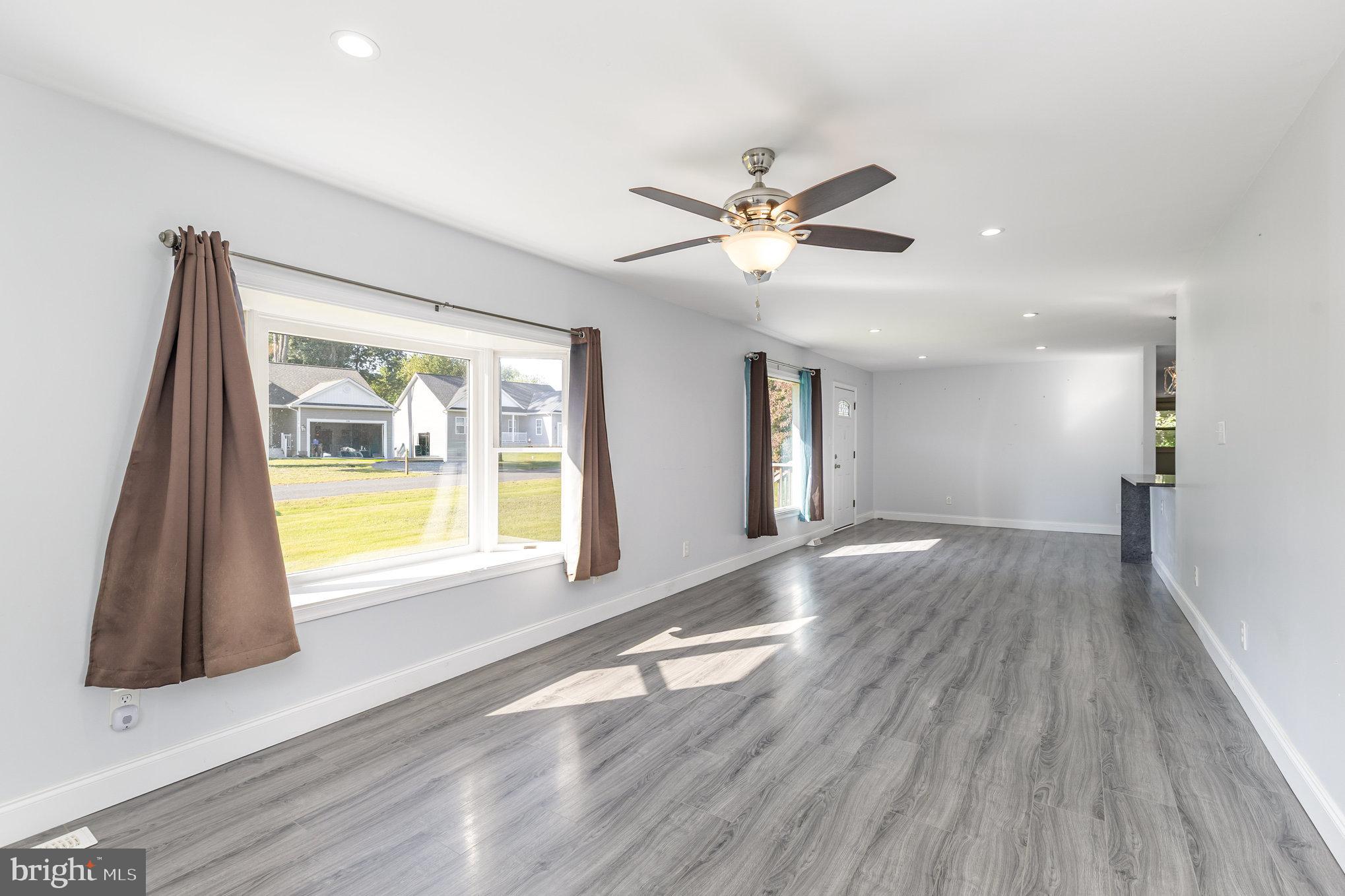 PLACID BAY ESTATES - Residential