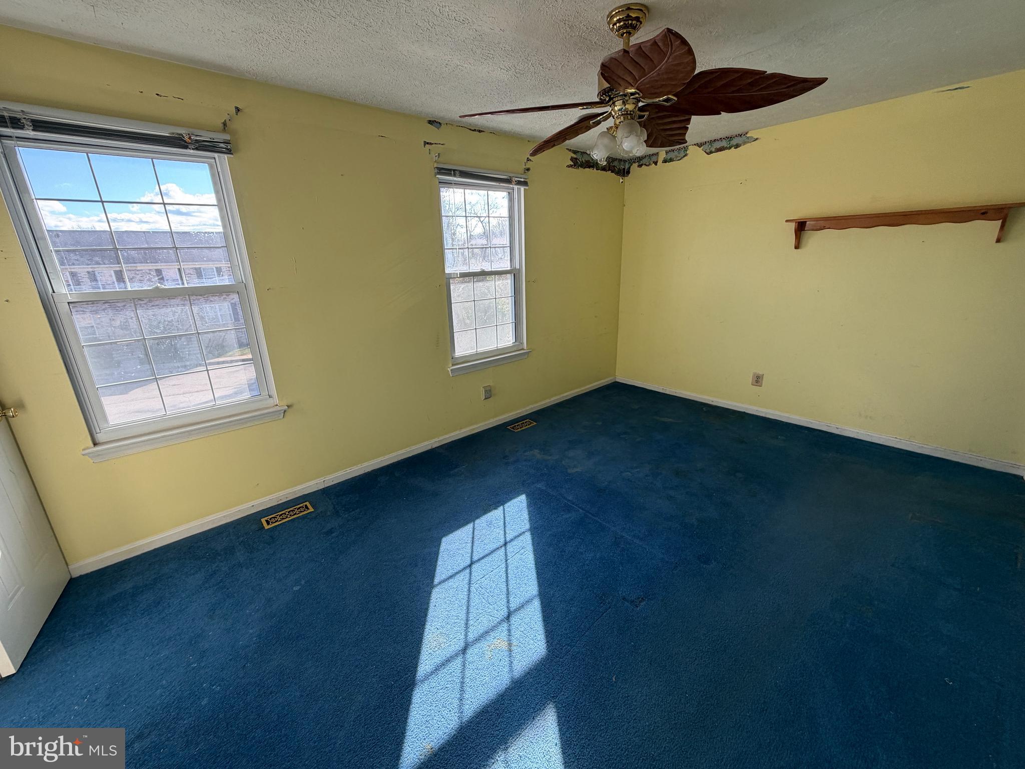 RICHARDSON MEWS - Residential