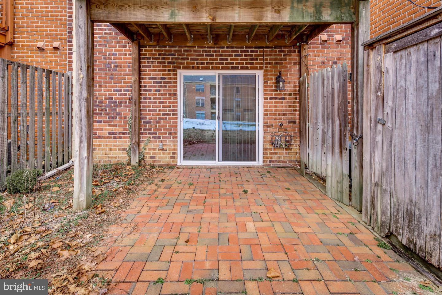 LOVETON FARMS - Residential Lease