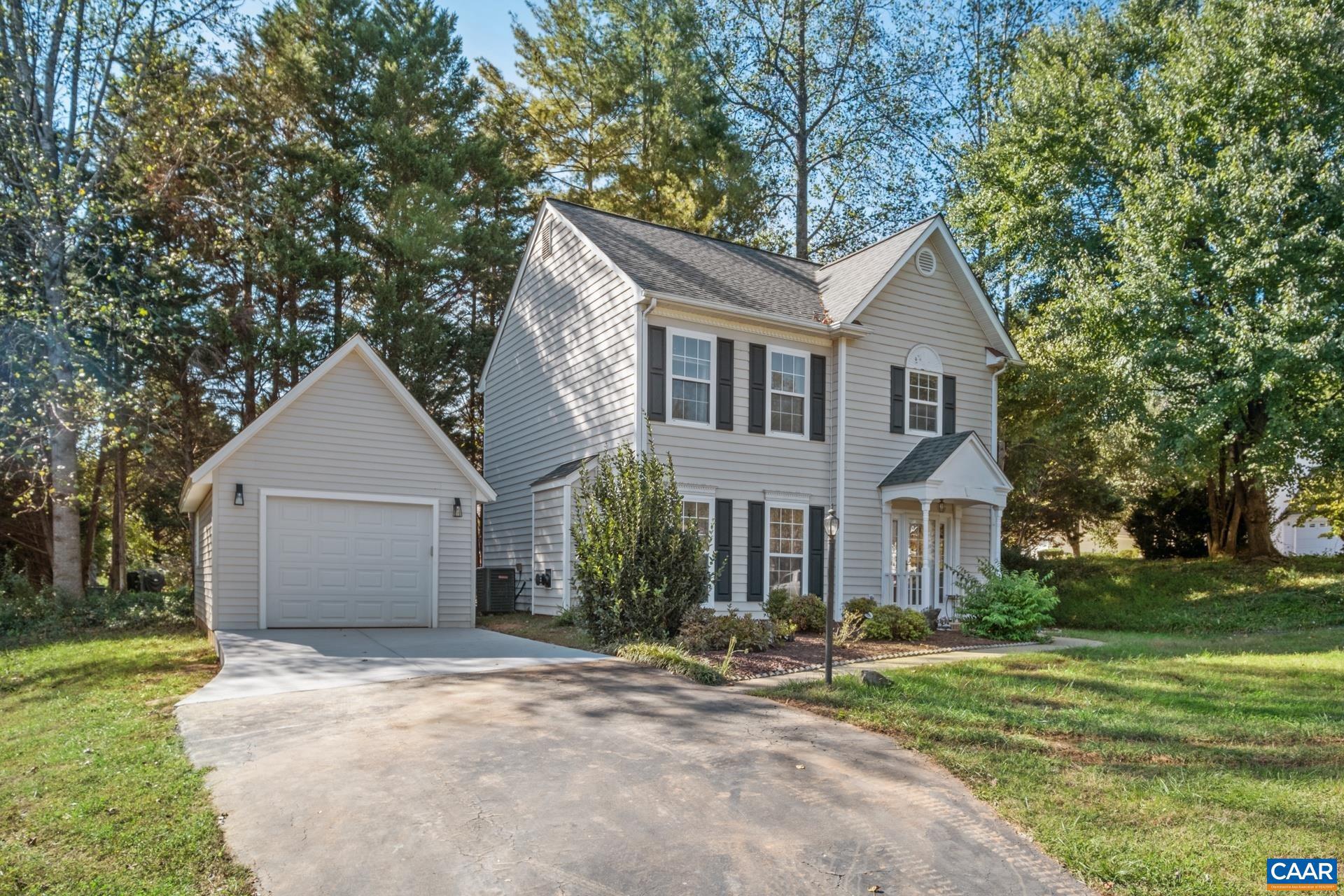 FOREST LAKES SOUTH - Residential