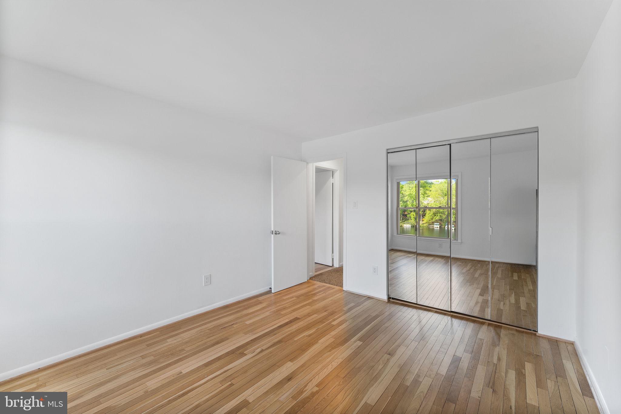MALLARDS LANDING - Residential