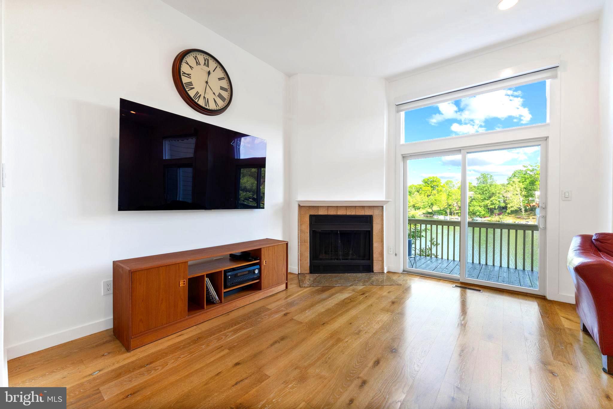 MALLARDS LANDING - Residential