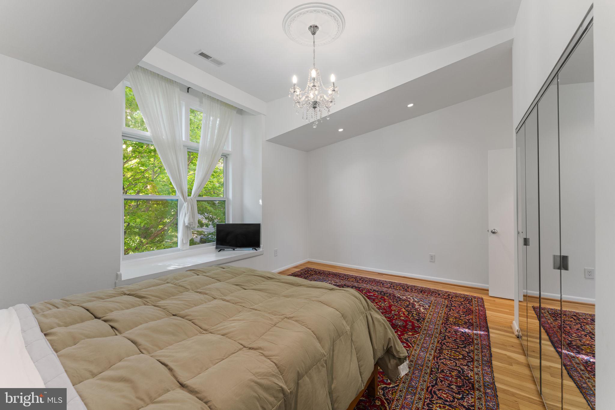 MALLARDS LANDING - Residential